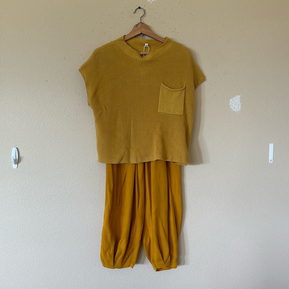 Yellow Amazon Sweater Lounge Set